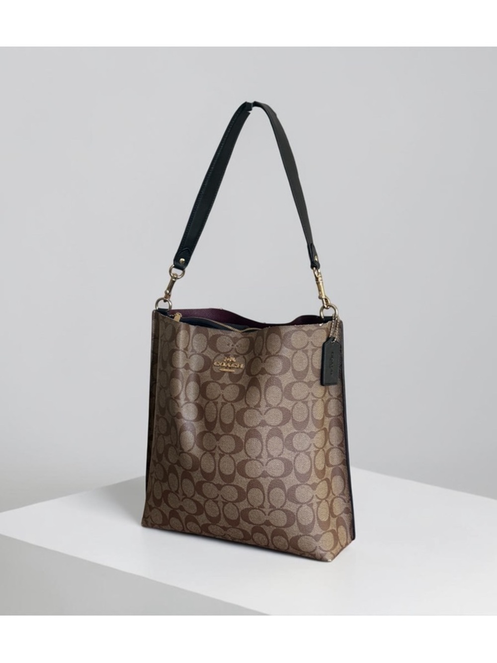 Coach Mollie Signature Canvas Brown Black Shoulder Bucket Bag! - Picture 2 of 16